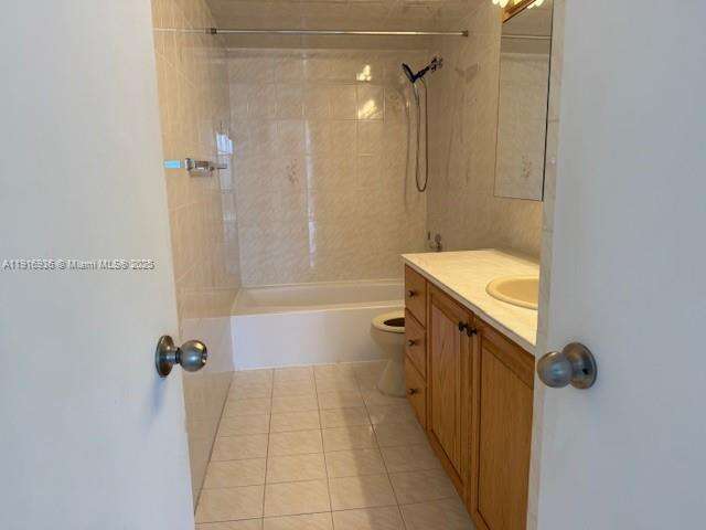 The Carriage House at 5401 Collins Ave, Miami Beach, FL 33140 - For Rent photo 29