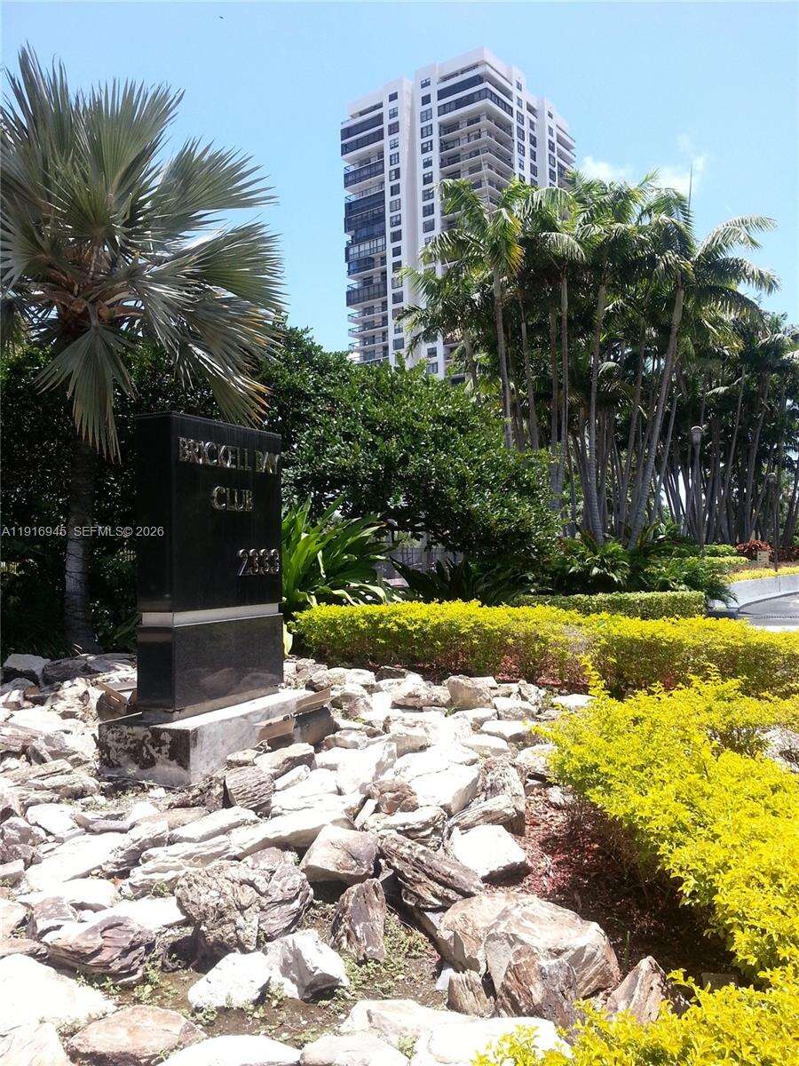 Brickell Bay Club at 2333 Brickell Ave, Miami, FL 33129 - For Rent photo 1