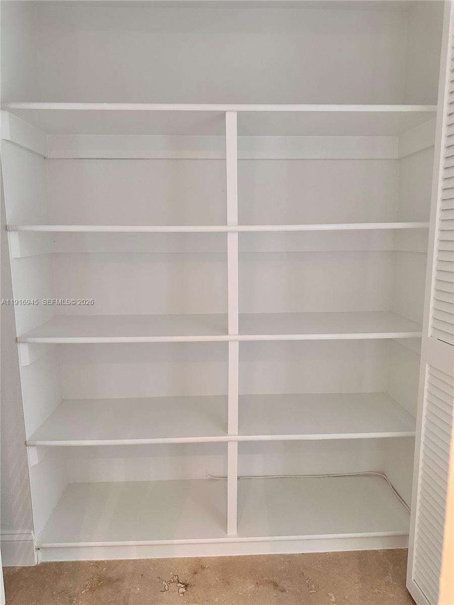 Brickell Bay Club at 2333 Brickell Ave, Miami, FL 33129 - For Rent photo 16