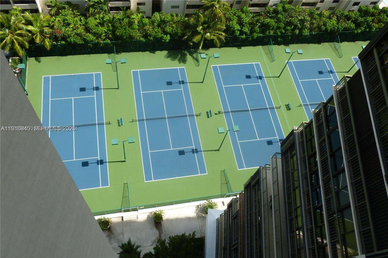 Brickell Bay Club at 2333 Brickell Ave, Miami, FL 33129 - For Rent photo 34