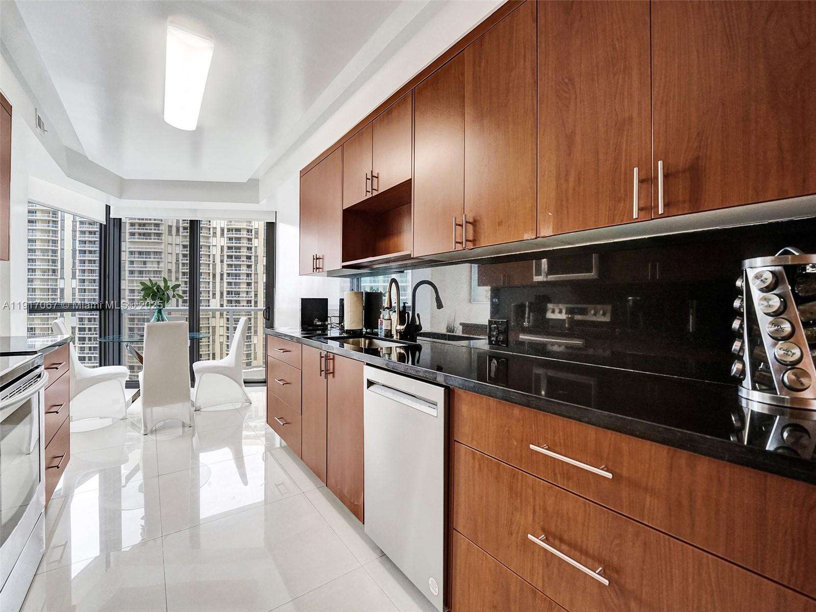 Hamptons West at 20281 Country Club Dr, Aventura, FL 33180 - For Rent photo 30