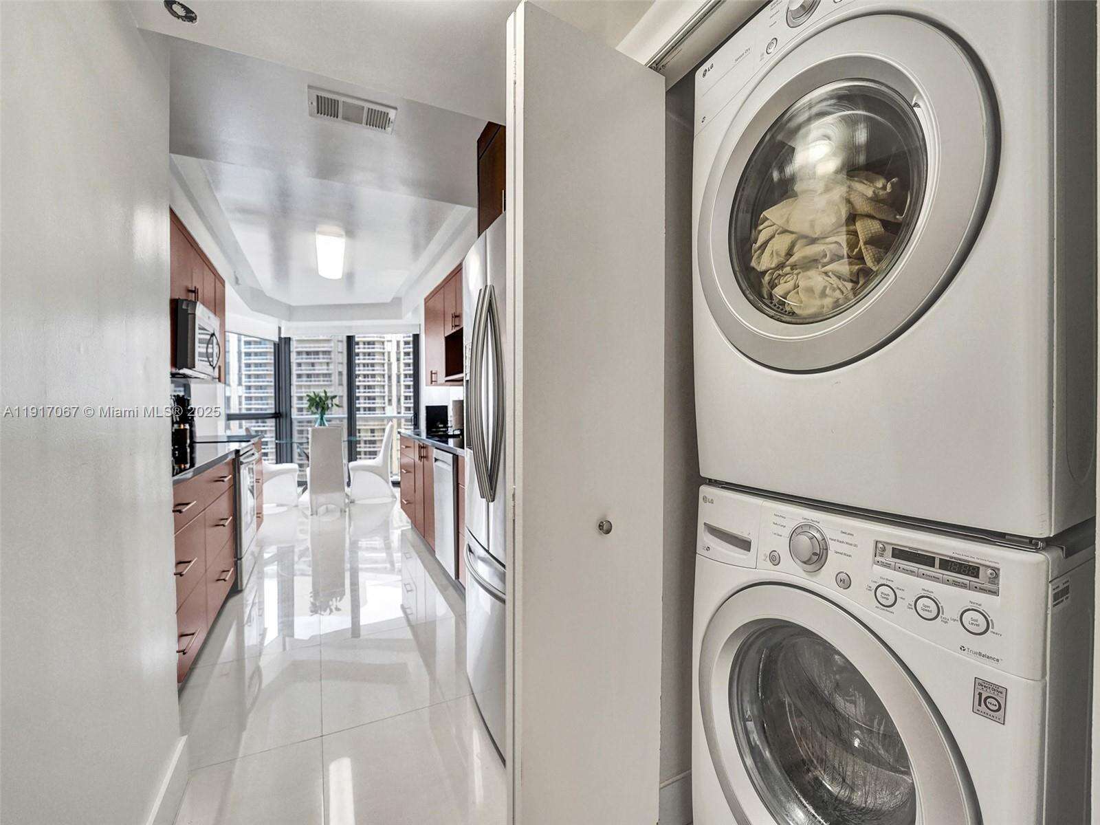 Hamptons West at 20281 Country Club Dr, Aventura, FL 33180 - For Rent photo 33