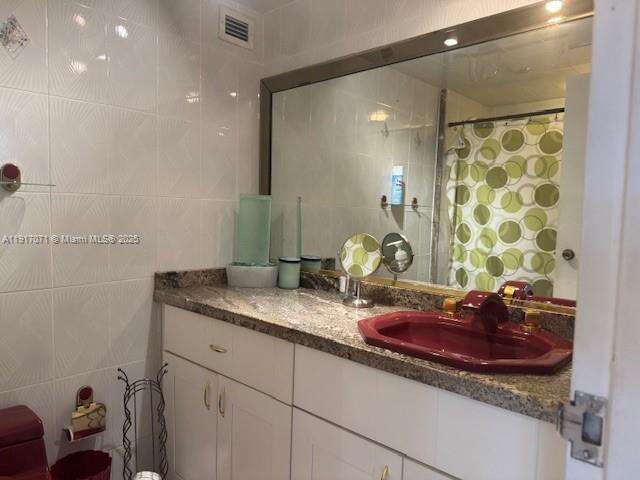 The Carriage House at 5401 Collins Ave, Miami Beach, FL 33140 - For Rent photo 19