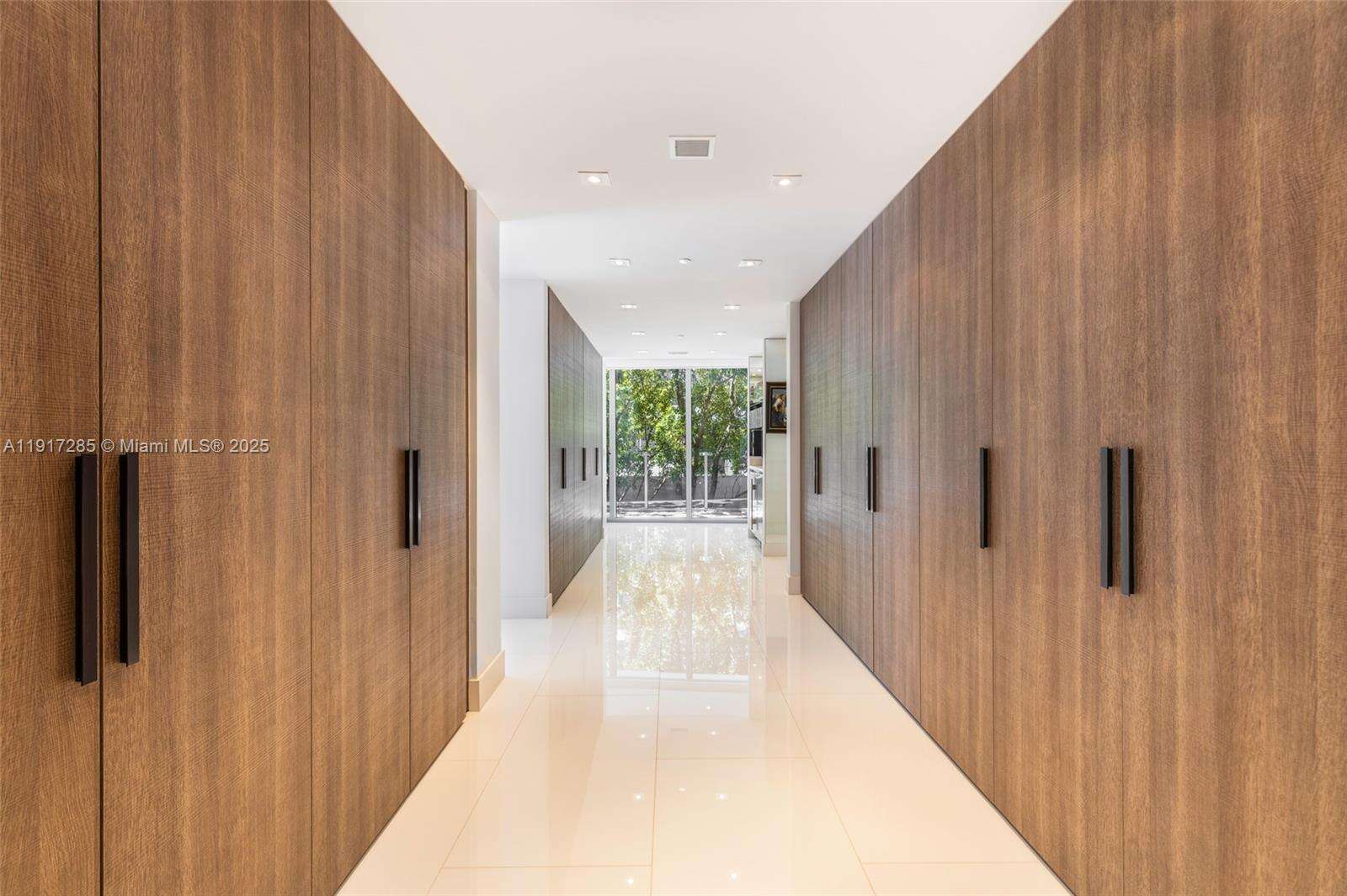 One Ocean at 1 Collins Ave, Miami Beach, FL 33139 - For Rent photo 20