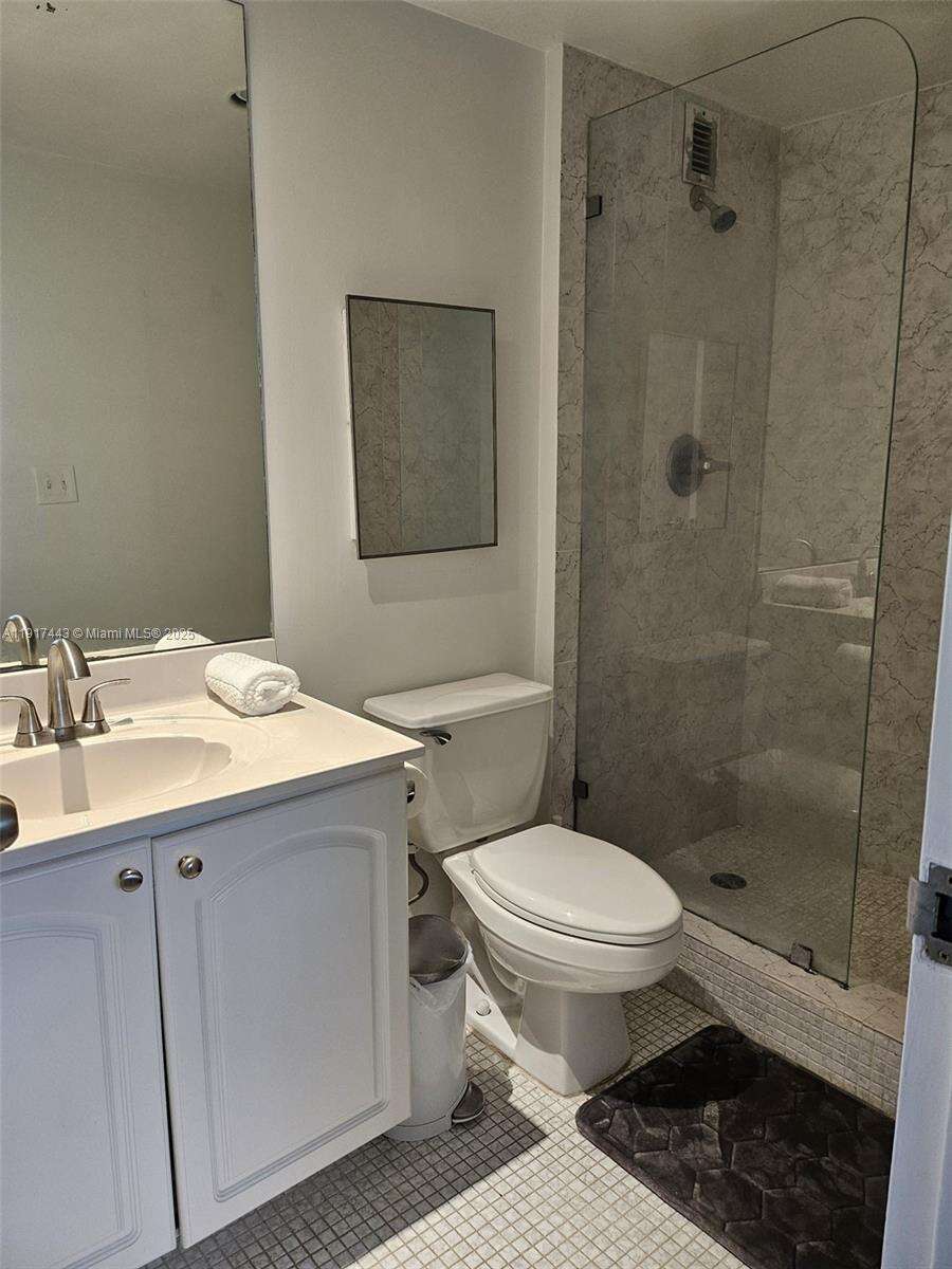 Sian Ocean Residences at 4001 Ocean Dr, Hollywood, FL 33019 - For Rent photo 10