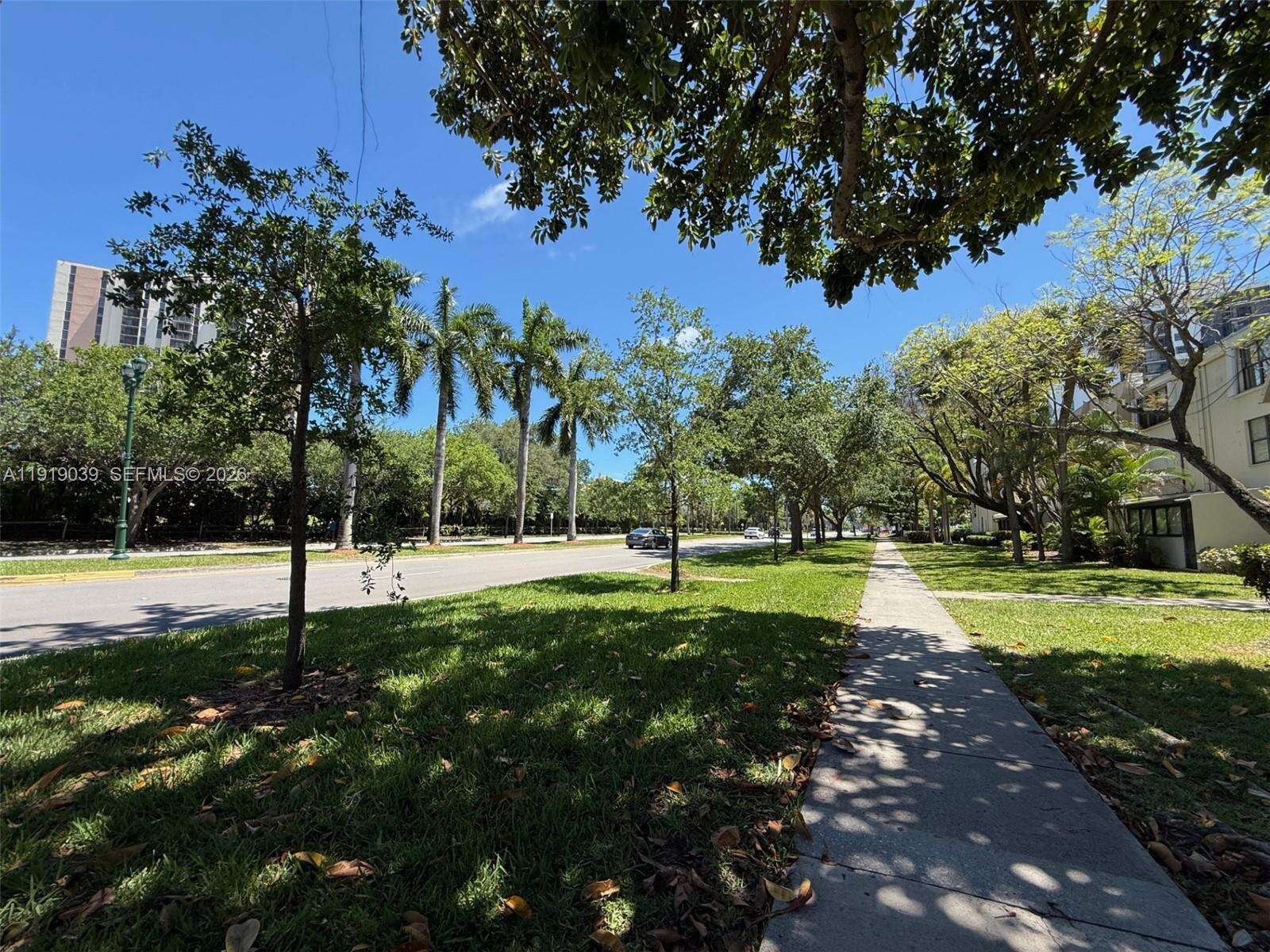 Villa Dorada at 20200 Country Club Dr, Aventura, FL 33180 - For Rent photo 26
