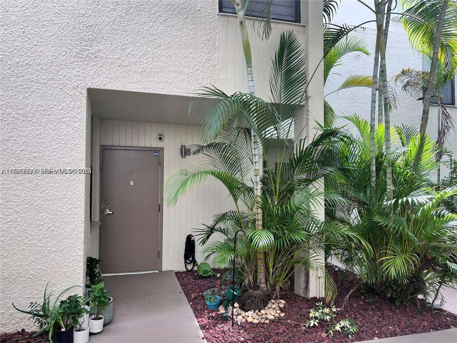 Villa Dorada at 20200 Country Club Dr, Aventura, FL 33180 - For Rent photo 28