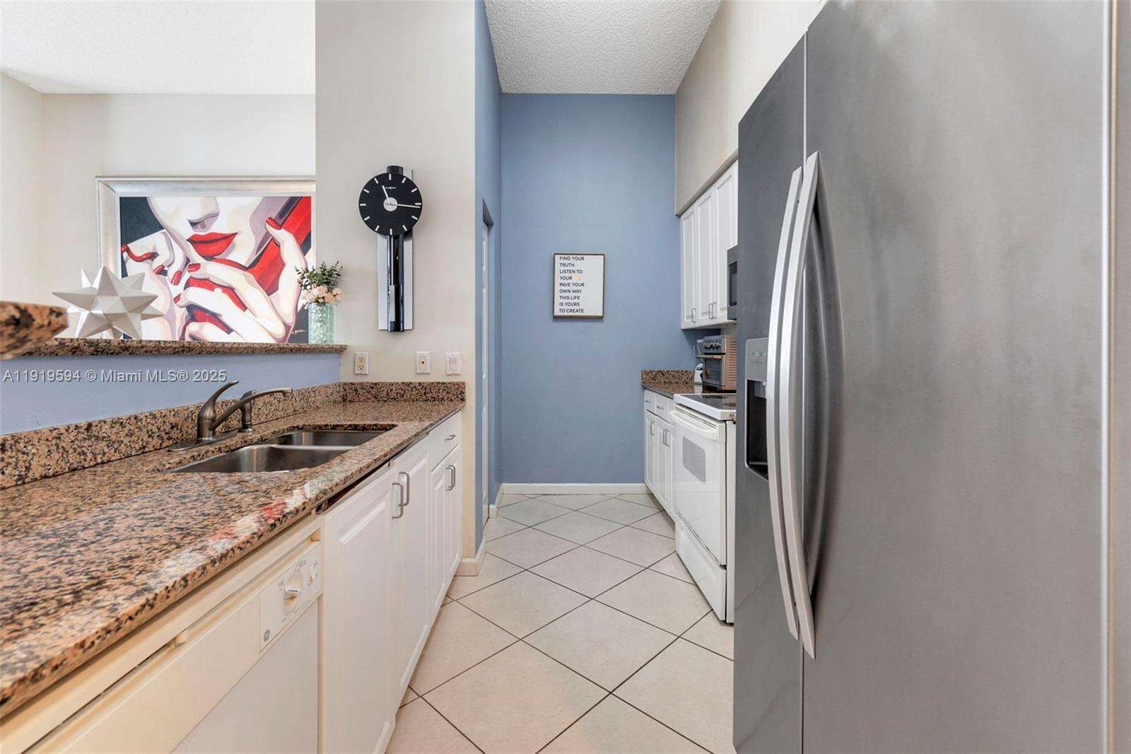The Mark On Brickell at 1155 Brickell Bay Dr, Miami, FL 33131 - For Rent photo 12