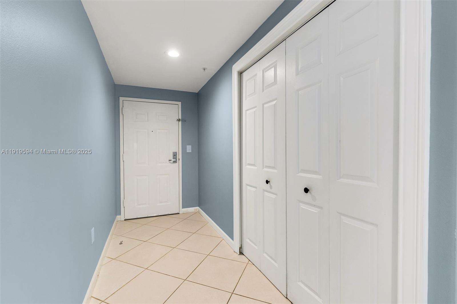 The Mark On Brickell at 1155 Brickell Bay Dr, Miami, FL 33131 - For Rent photo 18