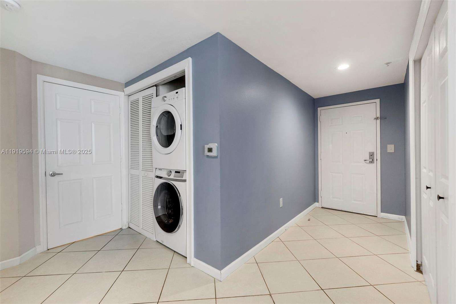 The Mark On Brickell at 1155 Brickell Bay Dr, Miami, FL 33131 - For Rent photo 19