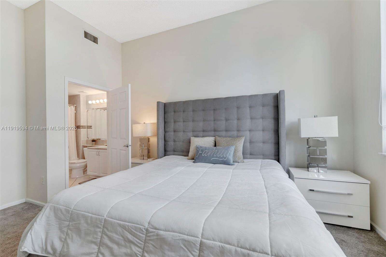The Mark On Brickell at 1155 Brickell Bay Dr, Miami, FL 33131 - For Rent photo 21