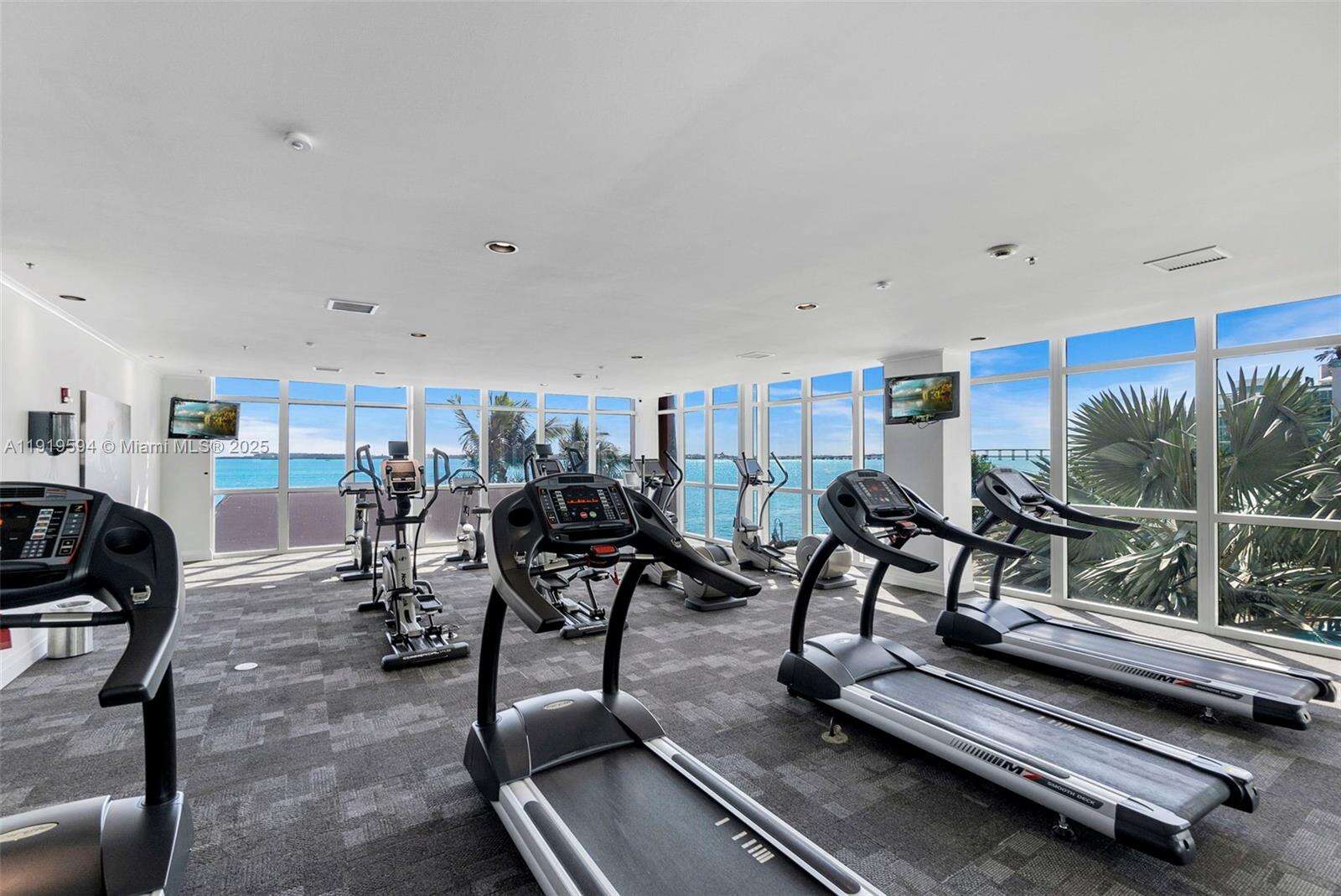 The Mark On Brickell at 1155 Brickell Bay Dr, Miami, FL 33131 - For Rent photo 38