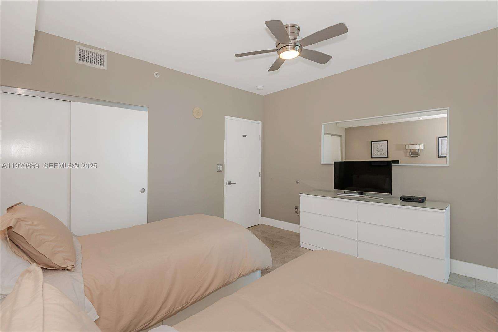 King David at 17555 Atlantic Blvd, Sunny Isles Beach, FL 33160 - For Rent photo 28
