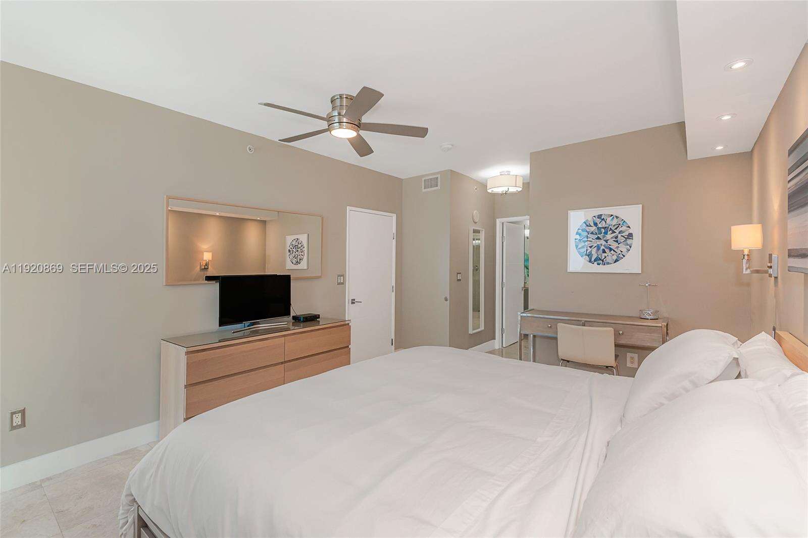 King David at 17555 Atlantic Blvd, Sunny Isles Beach, FL 33160 - For Rent photo 32