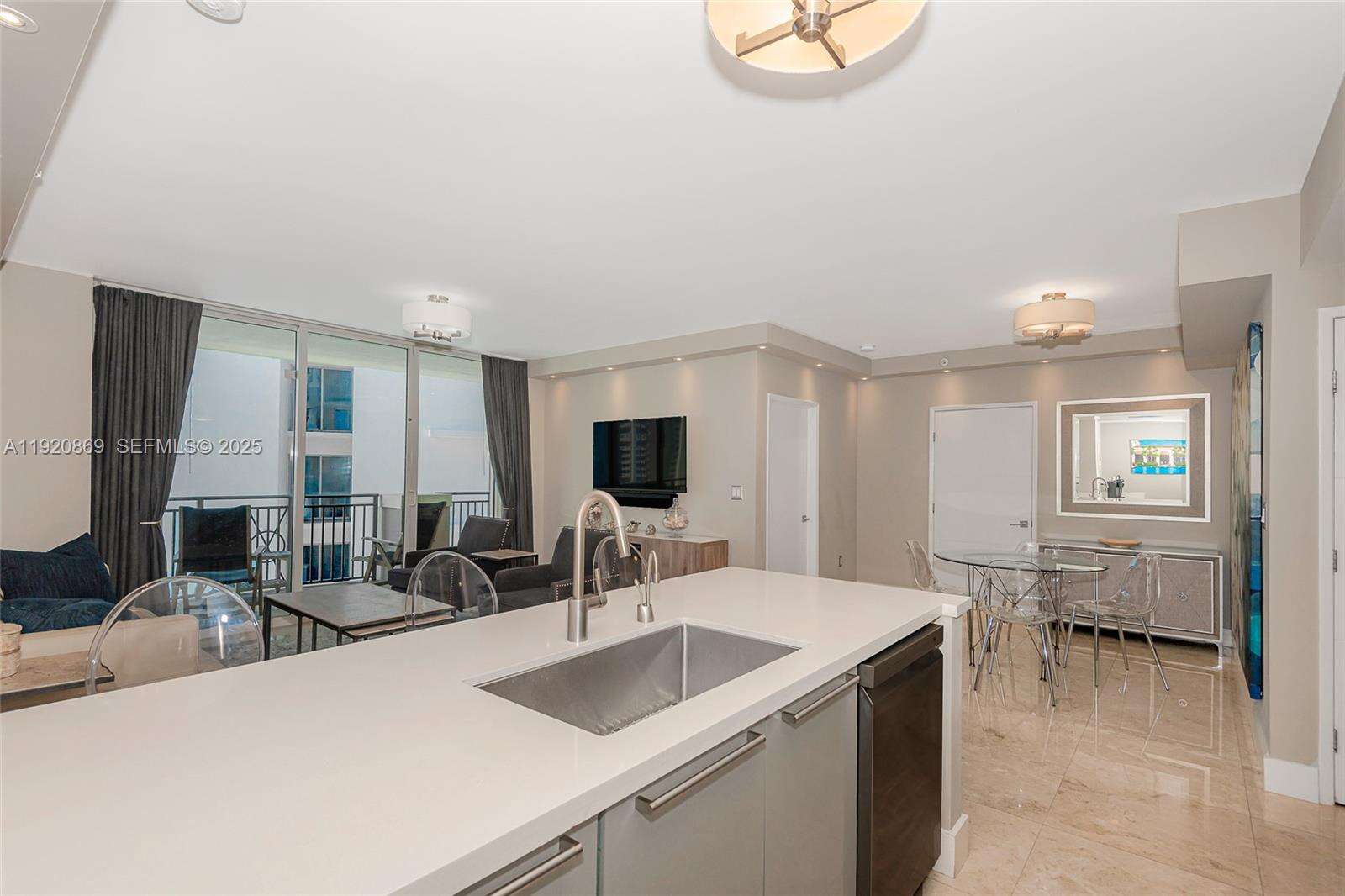King David at 17555 Atlantic Blvd, Sunny Isles Beach, FL 33160 - For Rent photo 10
