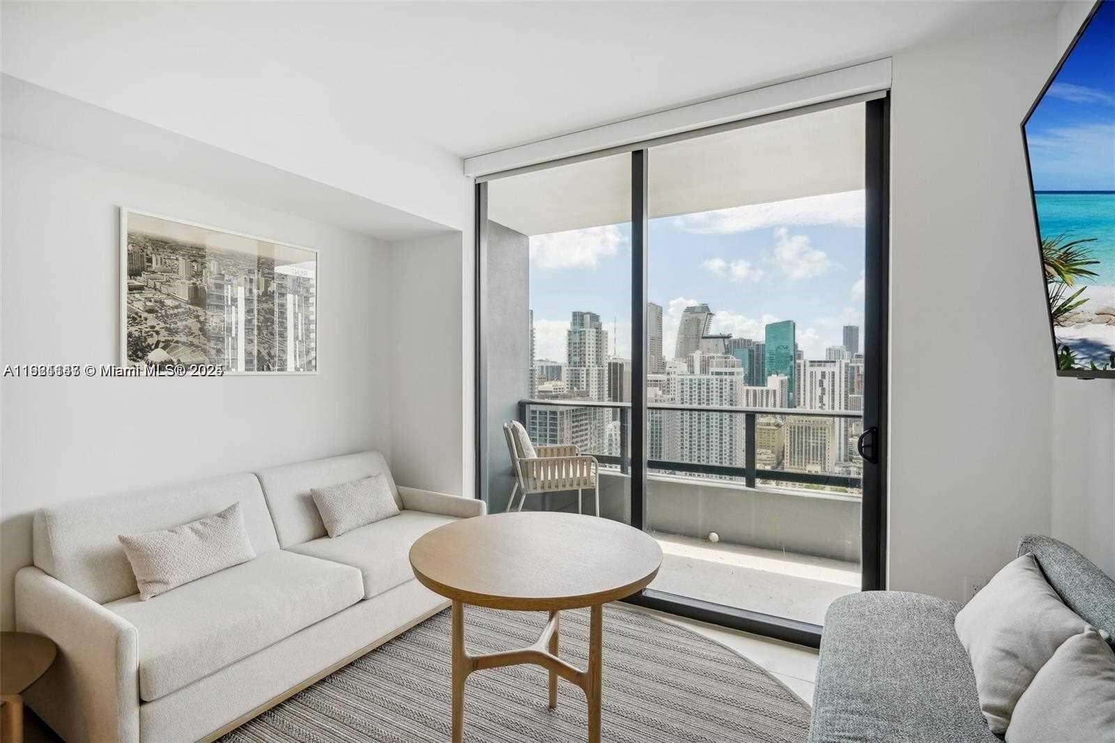 Natiivo | Gale Miami at 159 6 St, Miami, FL 33132 - For Rent photo 1