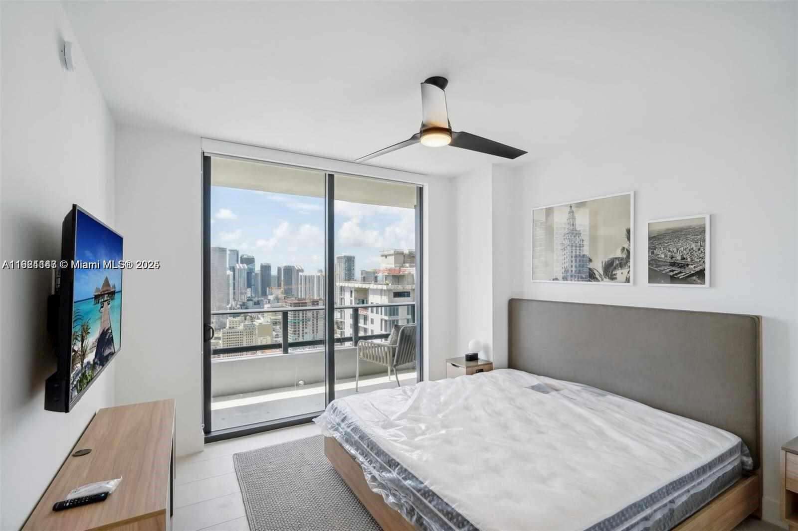 Natiivo | Gale Miami at 159 6 St, Miami, FL 33132 - For Rent photo 12