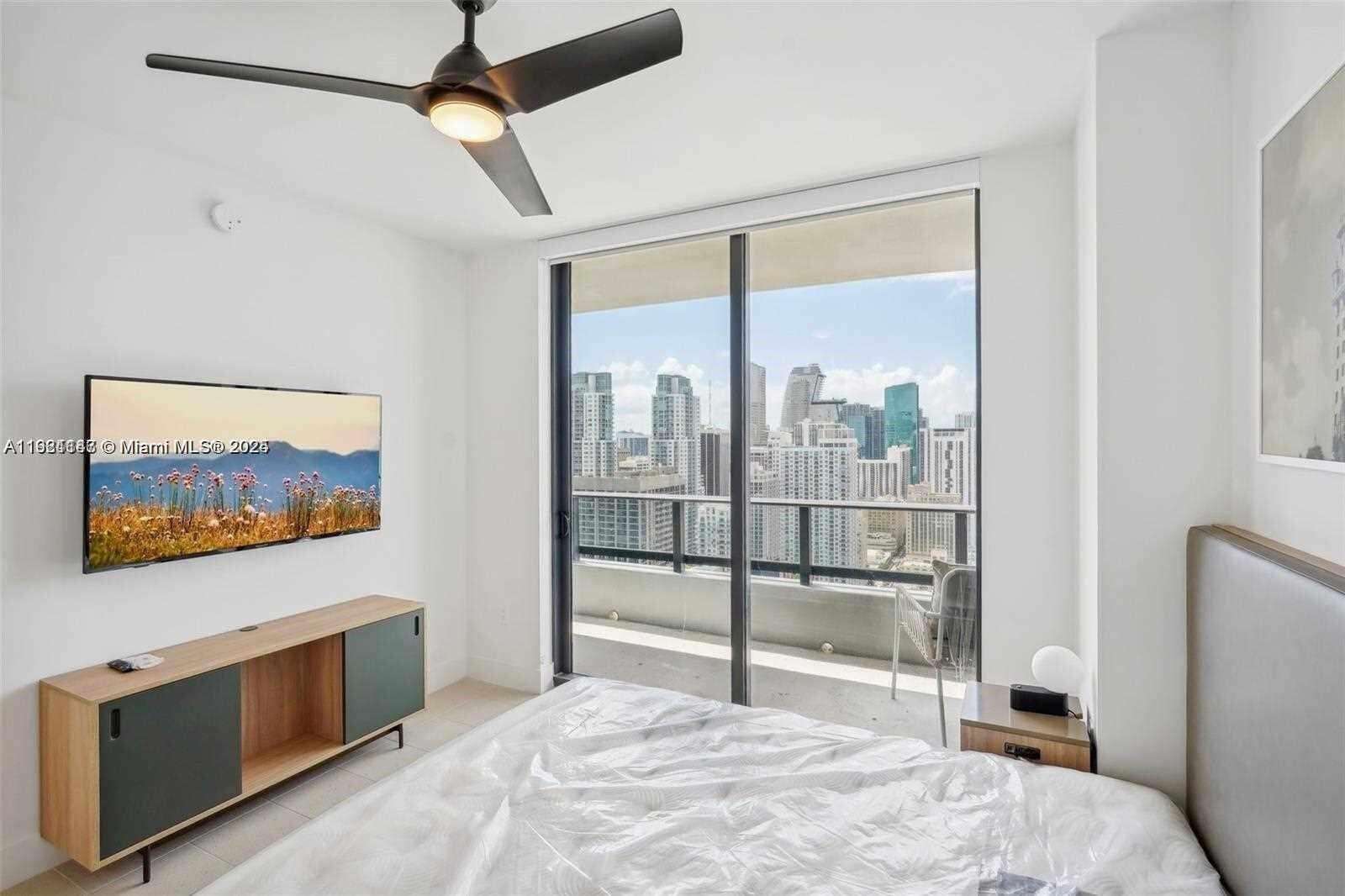 Natiivo | Gale Miami at 159 6 St, Miami, FL 33132 - For Rent photo 14