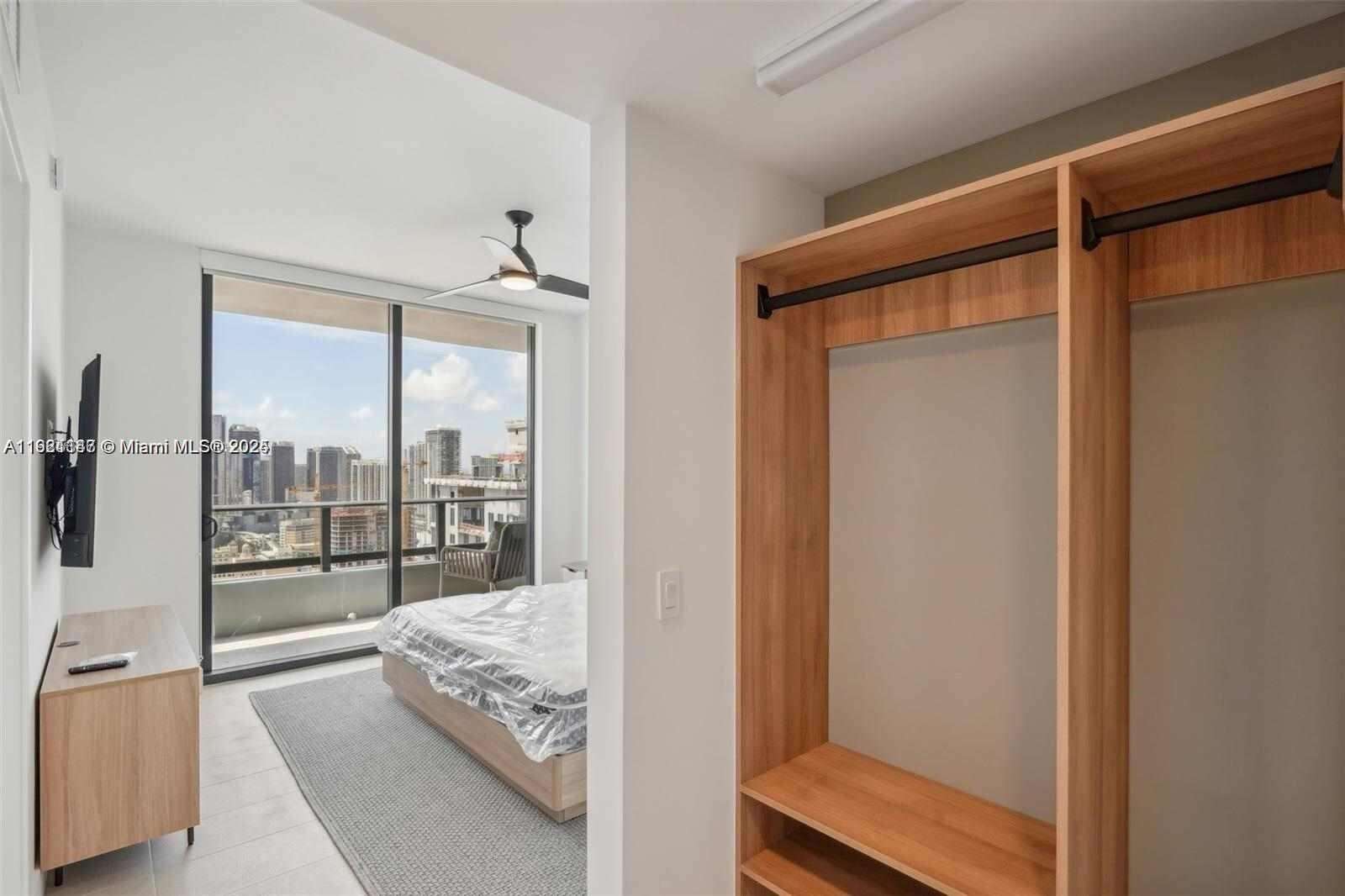 Natiivo | Gale Miami at 159 6 St, Miami, FL 33132 - For Rent photo 15