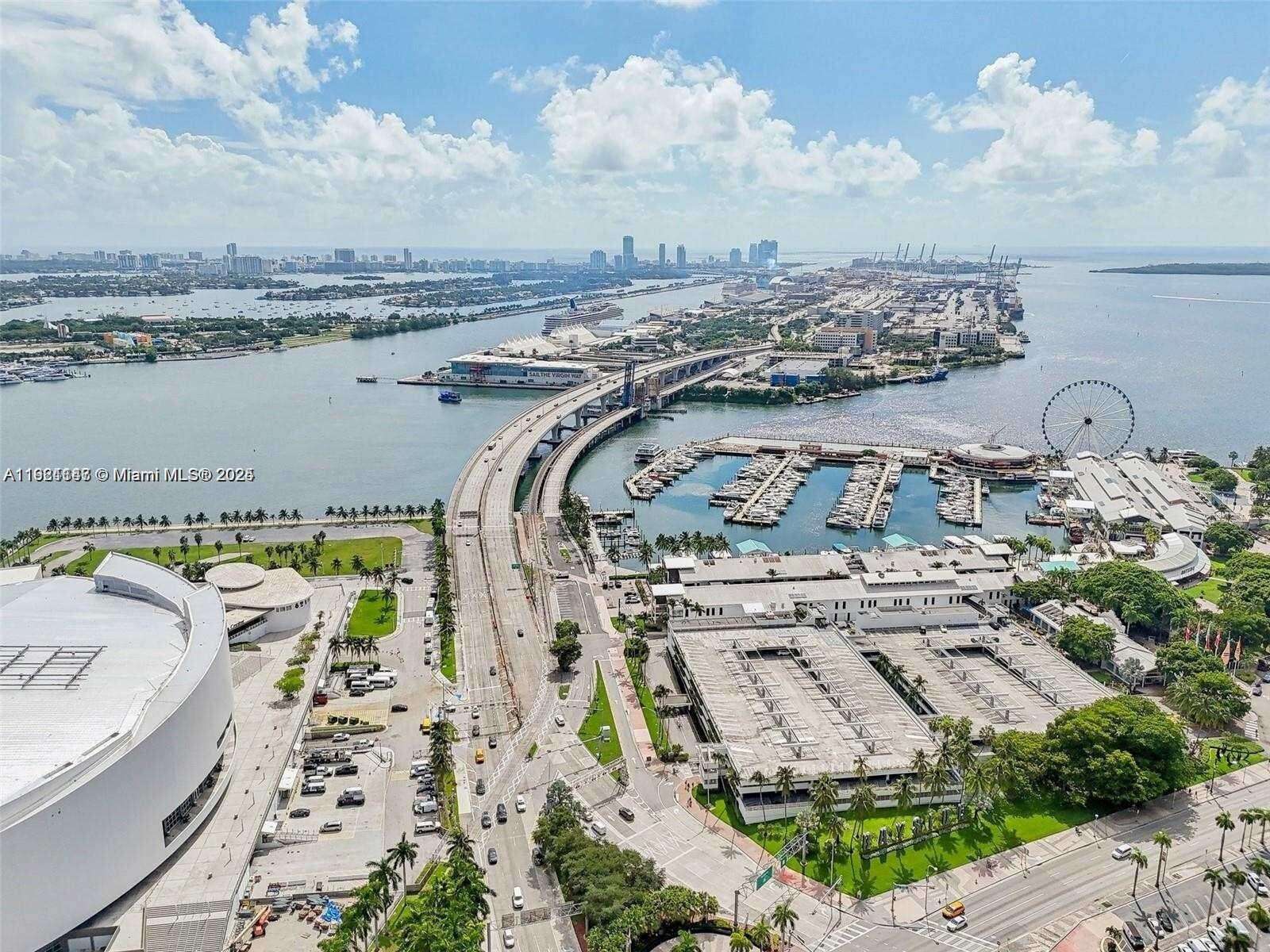 Natiivo | Gale Miami at 159 6 St, Miami, FL 33132 - For Rent photo 33