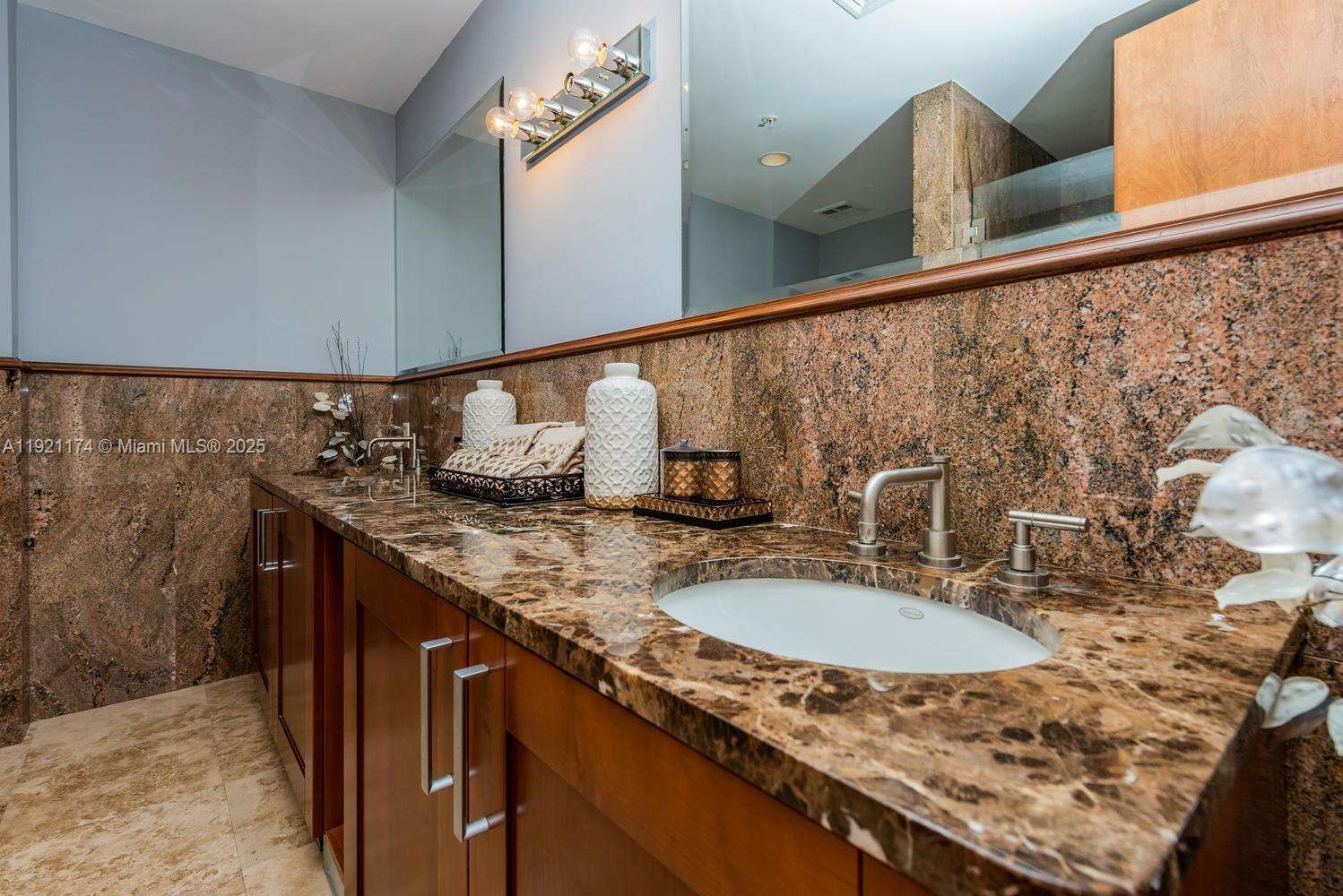 Spiaggia at 9499 Collins Ave, Surfside, FL 33154 - For Rent photo 19