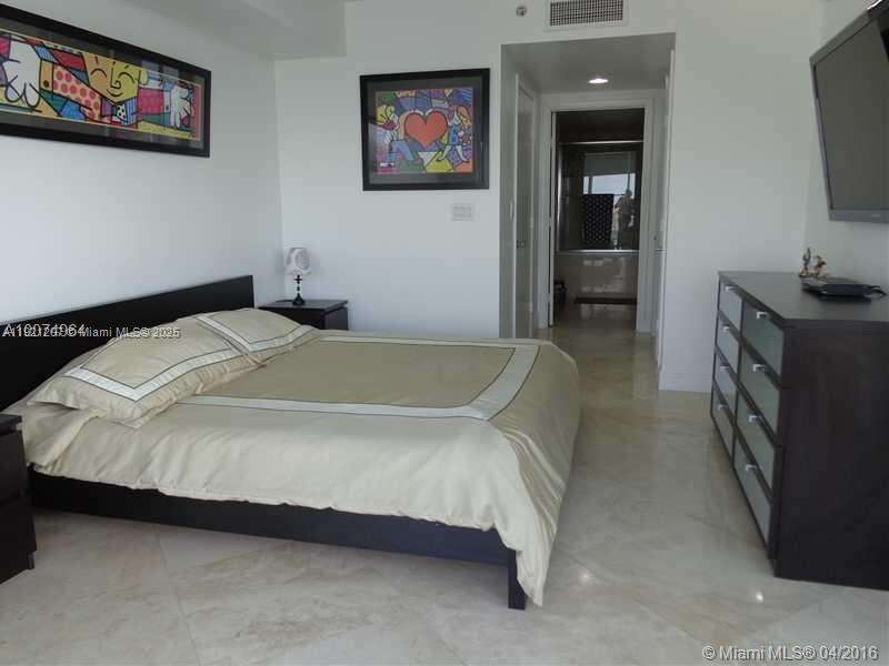The Beach Club at 1850 Ocean Dr, Hallandale Beach, FL 33009 - For Rent photo 15