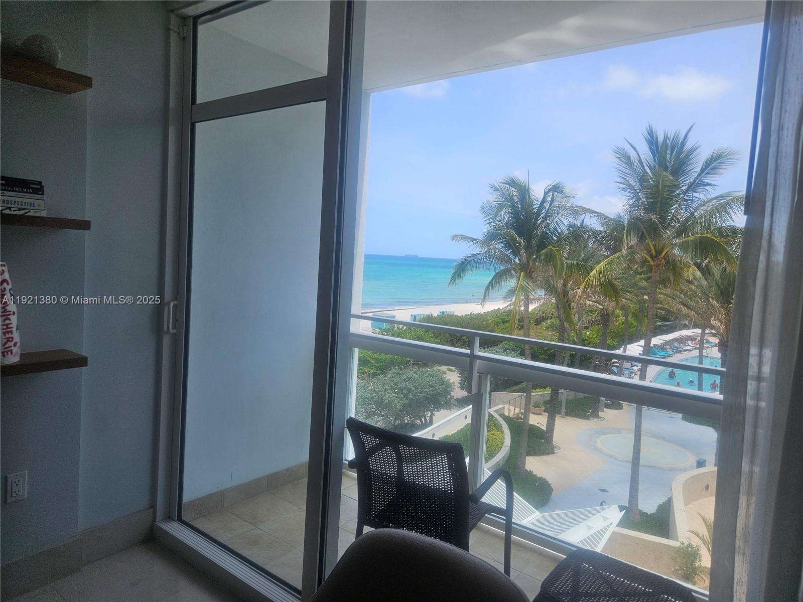 Central Carillon at 6801 Collins Ave, Miami Beach, FL 33141 - For Rent photo 18