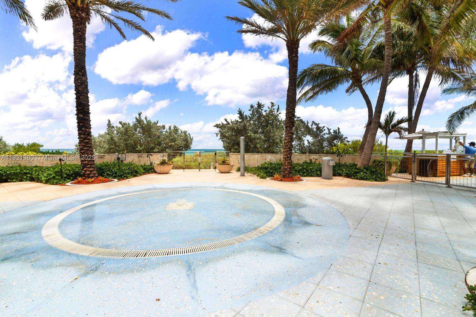 Central Carillon at 6801 Collins Ave, Miami Beach, FL 33141 - For Rent photo 7