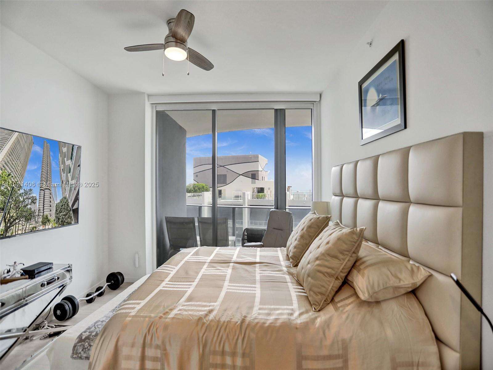 Brickell Flatiron at 1000 Brickell Plz, Miami, FL 33131 - For Rent photo 23