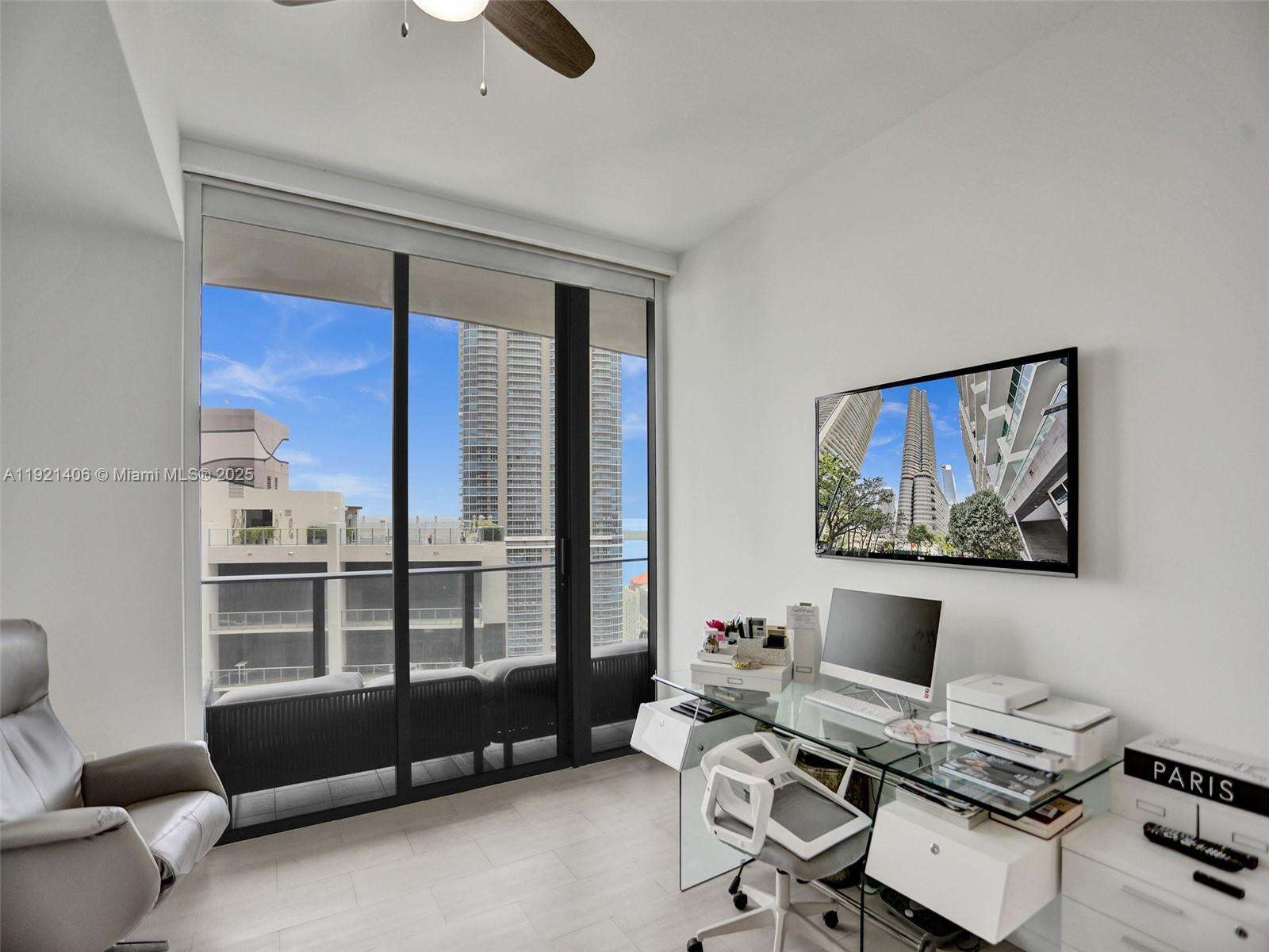 Brickell Flatiron at 1000 Brickell Plz, Miami, FL 33131 - For Rent photo 27