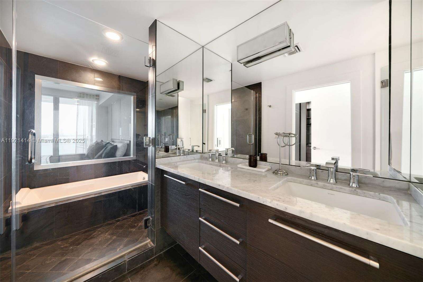 900 Biscayne at 900 Biscayne Blvd, Miami, FL 33132 - For Rent photo 21