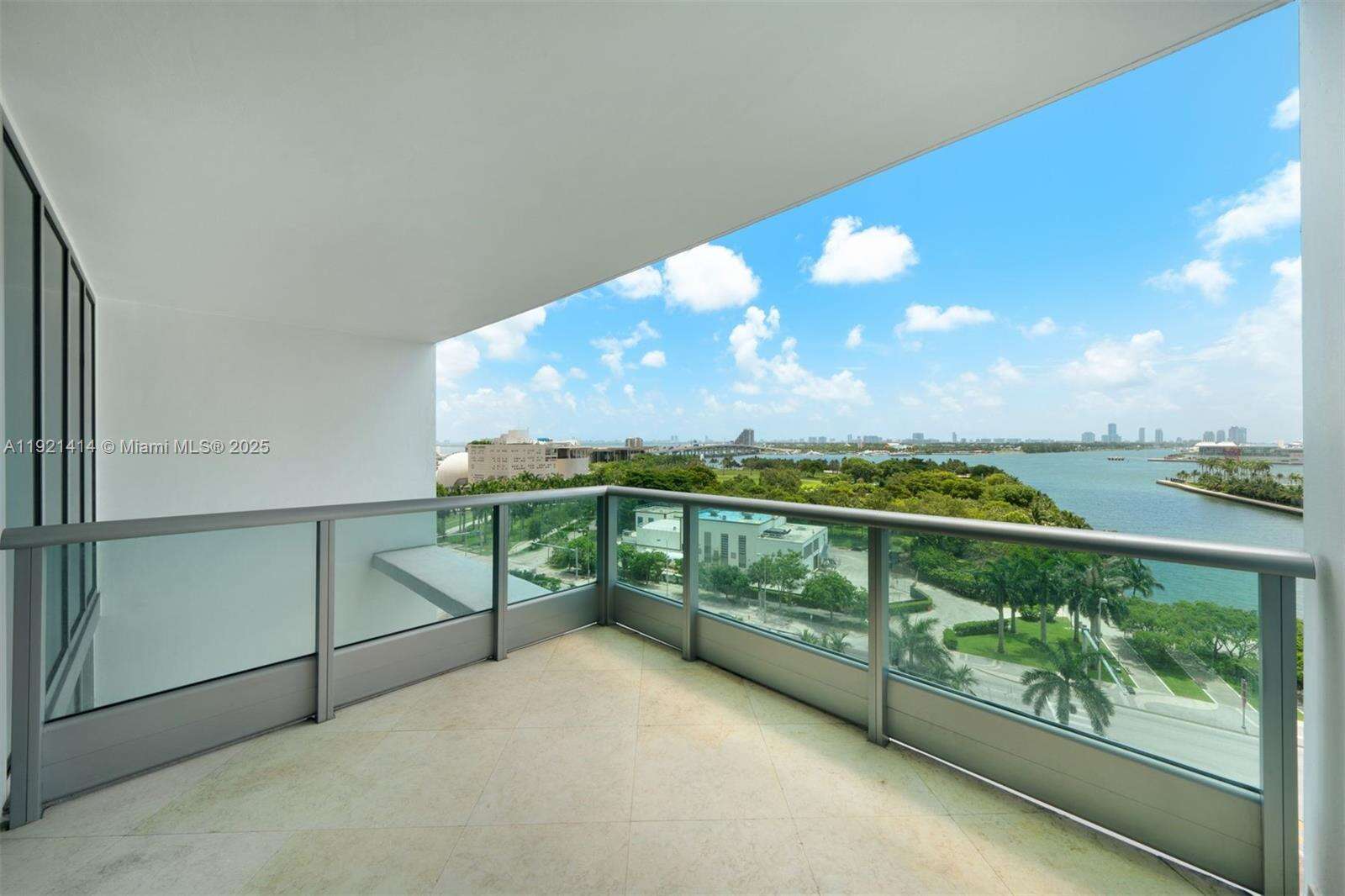 900 Biscayne at 900 Biscayne Blvd, Miami, FL 33132 - For Rent photo 31