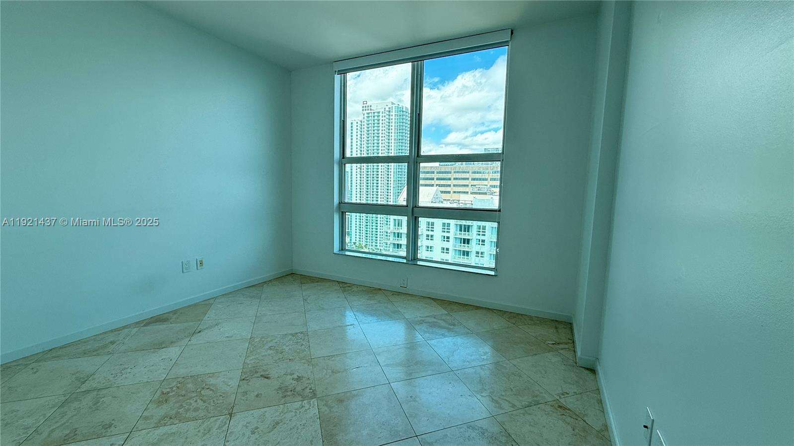 The Mark On Brickell at 1155 Brickell Bay Dr, Miami, FL 33131 - For Rent photo 23