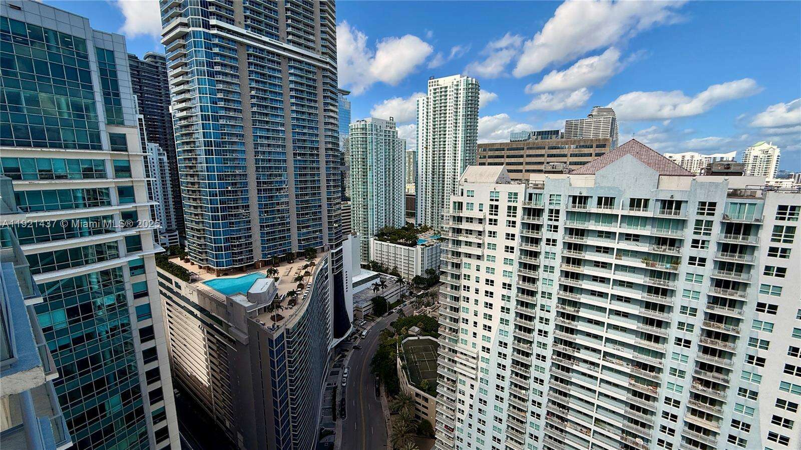 The Mark On Brickell at 1155 Brickell Bay Dr, Miami, FL 33131 - For Rent photo 35