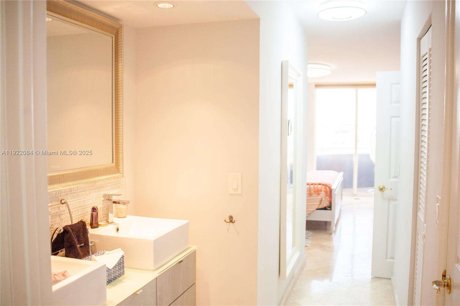La Gorce Palace at 6301 Collins Ave, Miami Beach, FL 33141 - For Rent photo 20