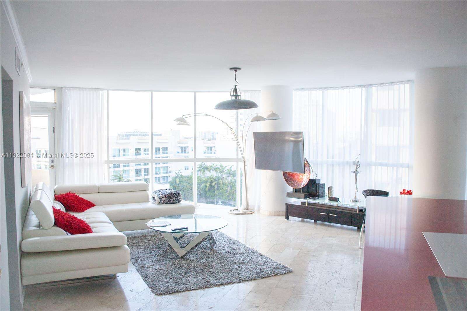 La Gorce Palace at 6301 Collins Ave, Miami Beach, FL 33141 - For Rent photo 27