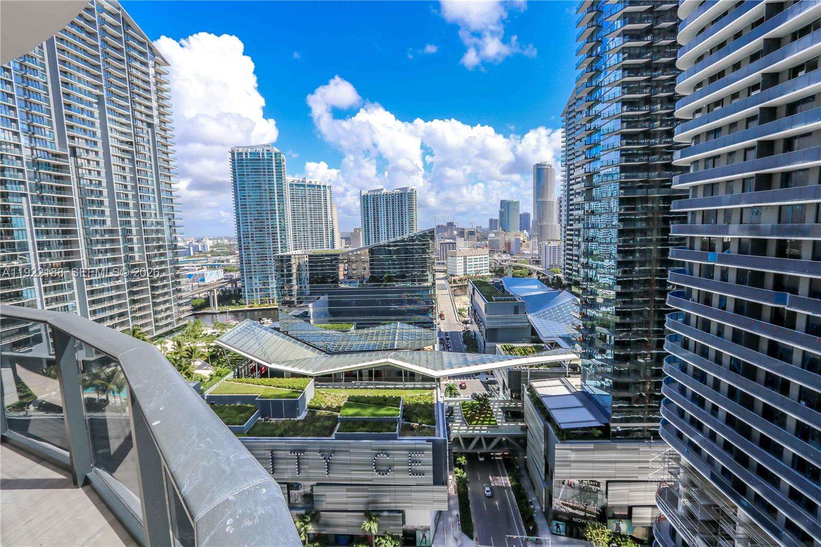 Brickell Heights East at 45 9th St, Miami, FL 33130 - For Rent photo 2