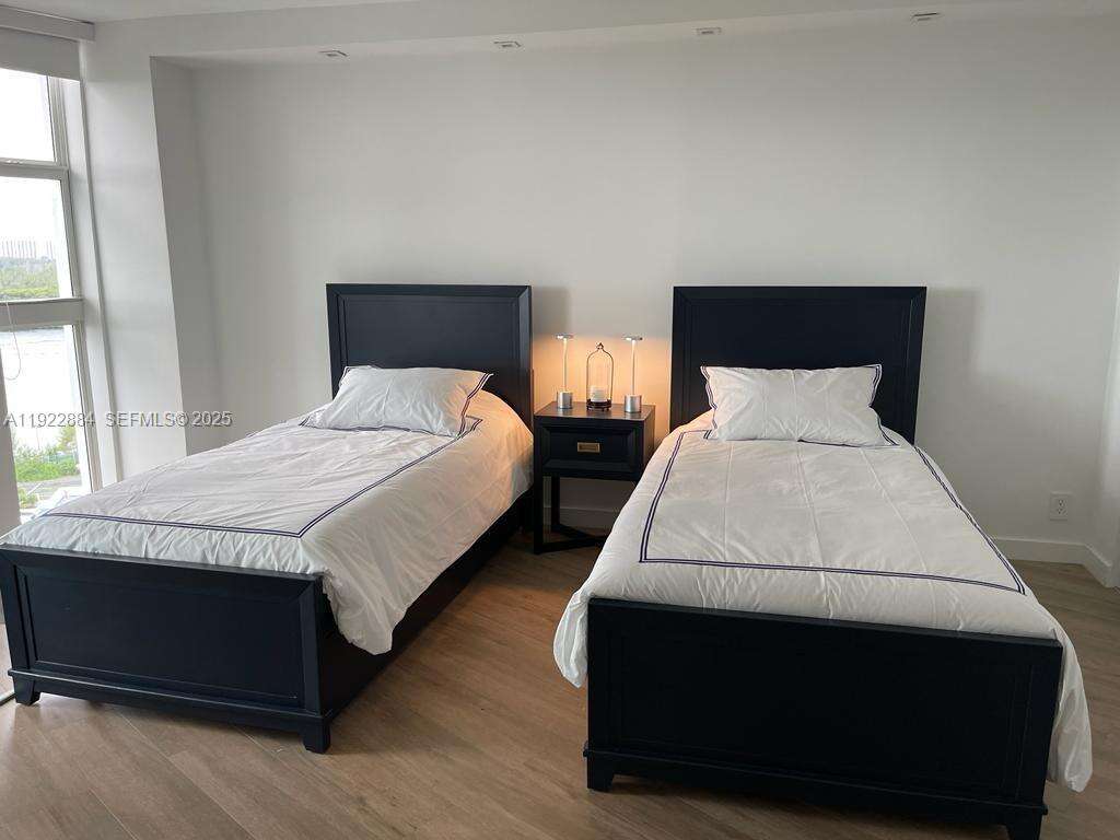 Arlen House at 100 Bayview Dr, Sunny Isles Beach, FL 33160 - For Rent photo 12