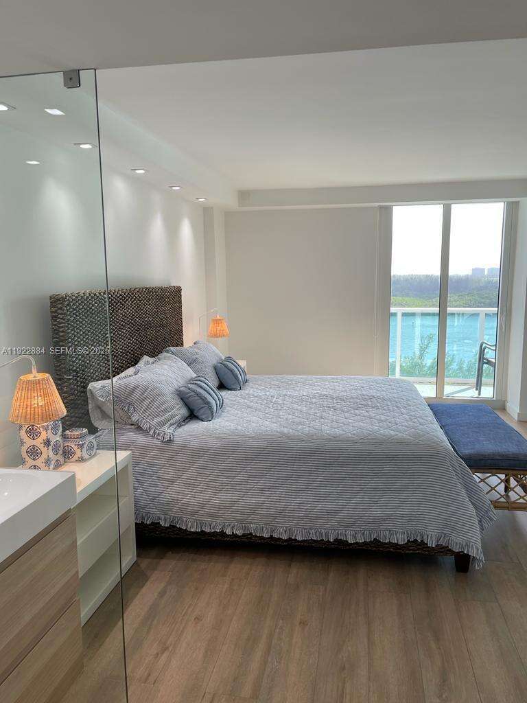 Arlen House at 100 Bayview Dr, Sunny Isles Beach, FL 33160 - For Rent photo 13