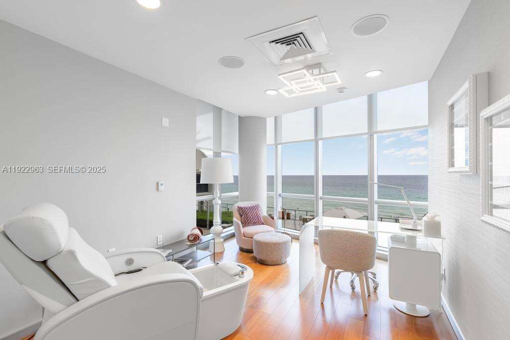 Jade Ocean at 17121 Collins Ave, Sunny Isles Beach, FL 33160 - For Rent photo 31