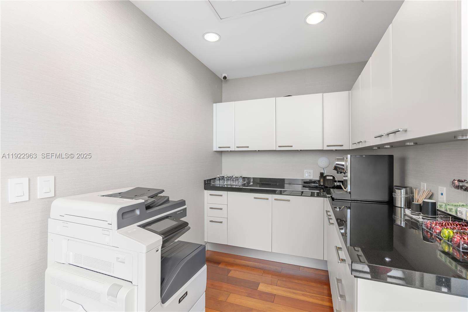 Jade Ocean at 17121 Collins Ave, Sunny Isles Beach, FL 33160 - For Rent photo 40
