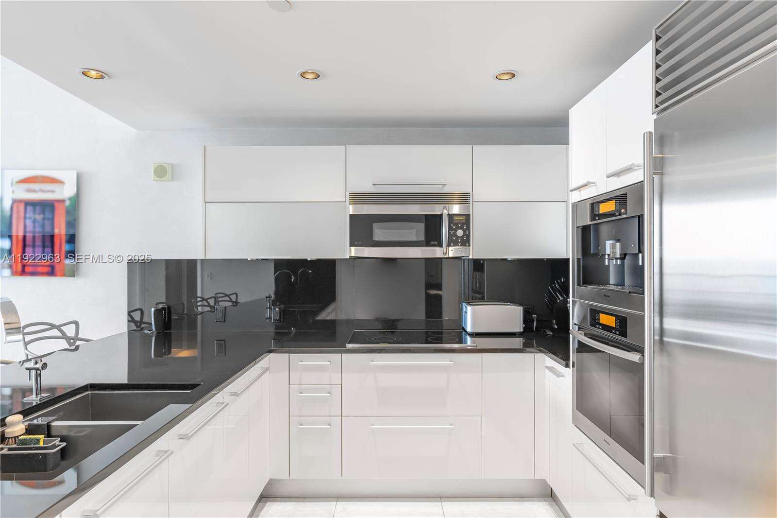 Jade Ocean at 17121 Collins Ave, Sunny Isles Beach, FL 33160 - For Rent photo 9