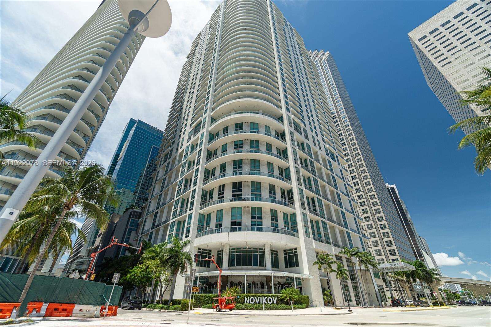 Met 1 at 300 Biscayne Blvd, Miami, FL 33131 - For Rent photo 4