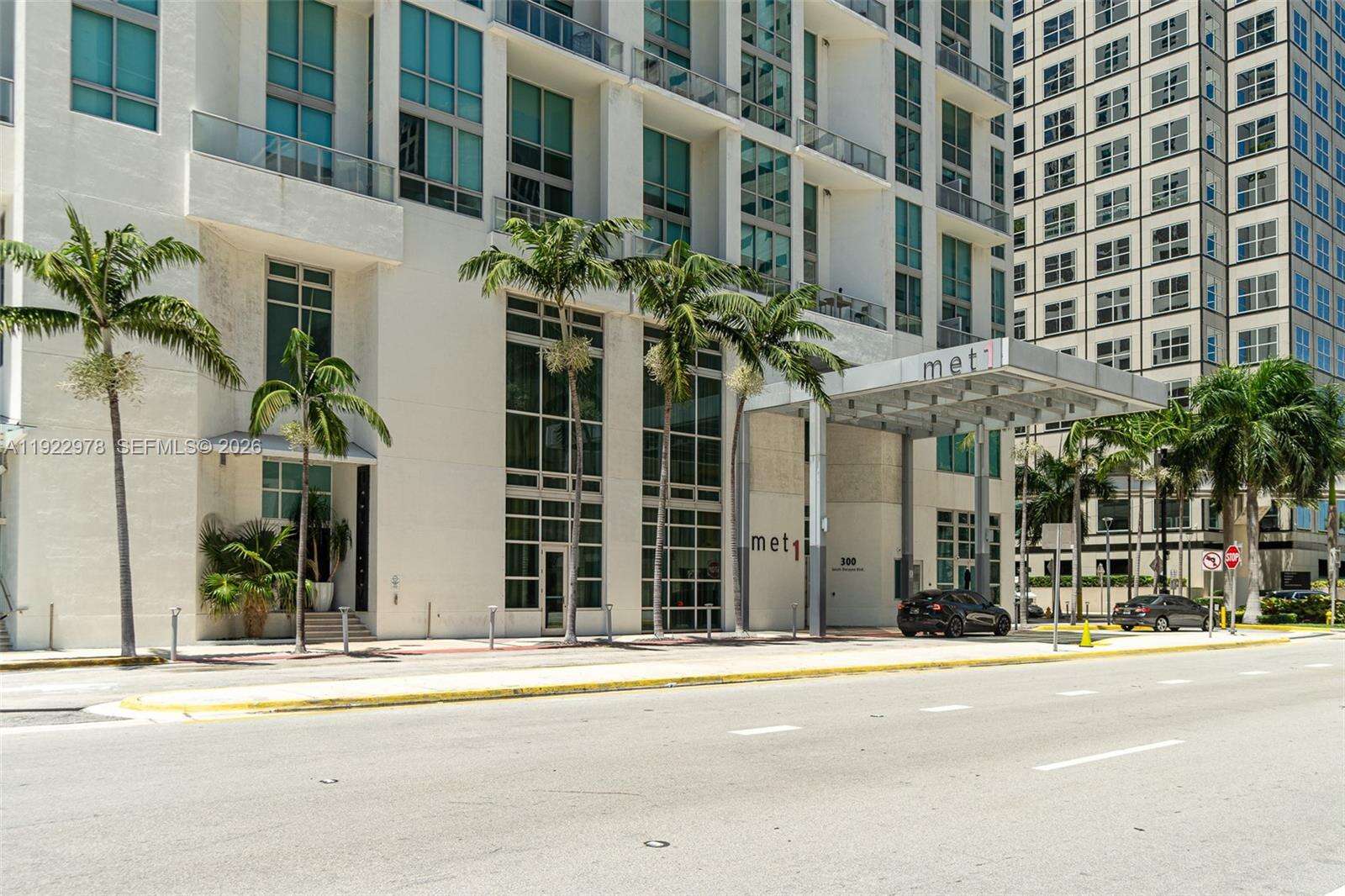 Met 1 at 300 Biscayne Blvd, Miami, FL 33131 - For Rent photo 6
