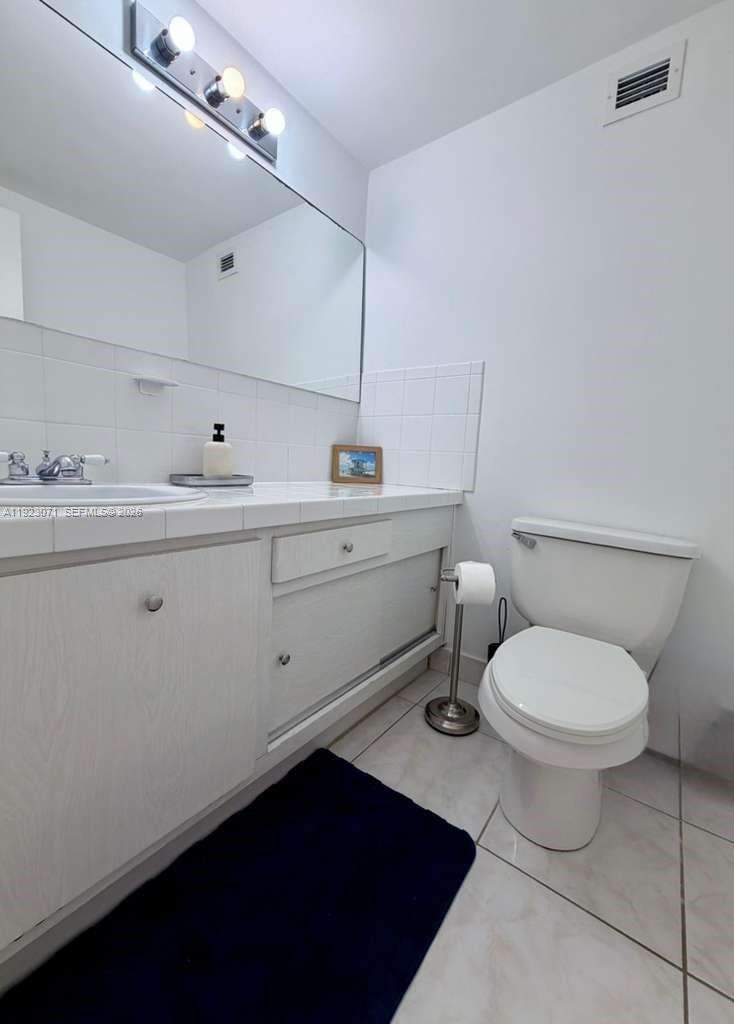 Decoplage at 100 Lincoln Rd, Miami Beach, FL 33139 - For Rent photo 14