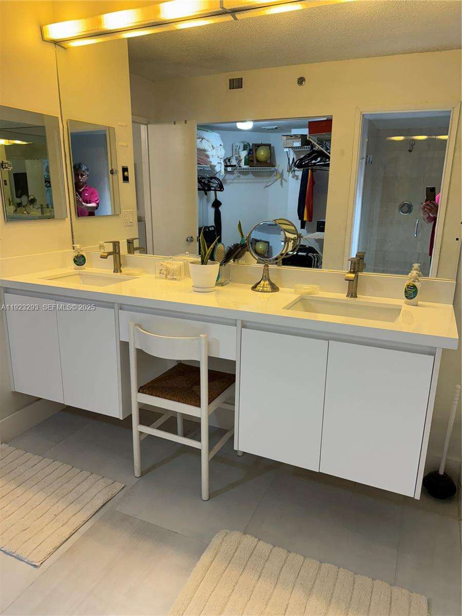 Mystic Pointe 1 at 3600 Mystic Pointe Dr, Aventura, FL 33180 - For Rent photo 6