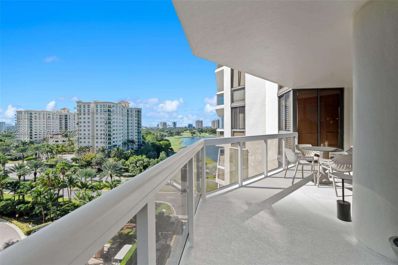 The Landmark at 20185 Country Club Dr, Aventura, FL 33180 - For Rent photo 24