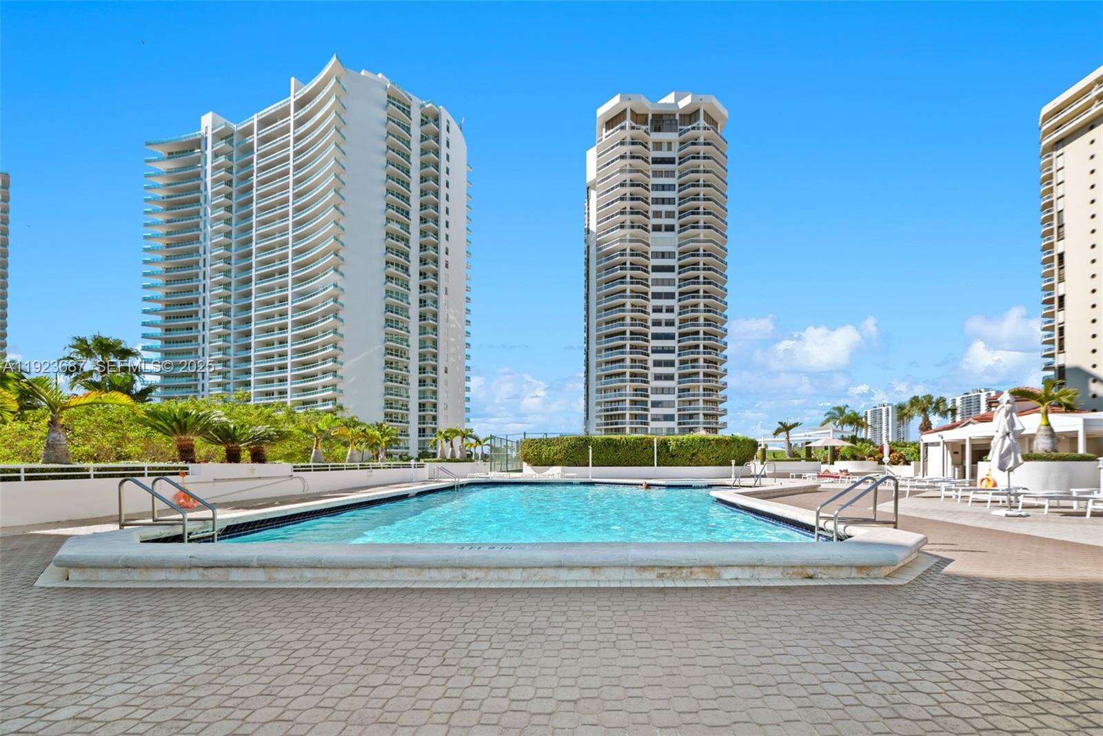 The Landmark at 20185 Country Club Dr, Aventura, FL 33180 - For Rent photo 30