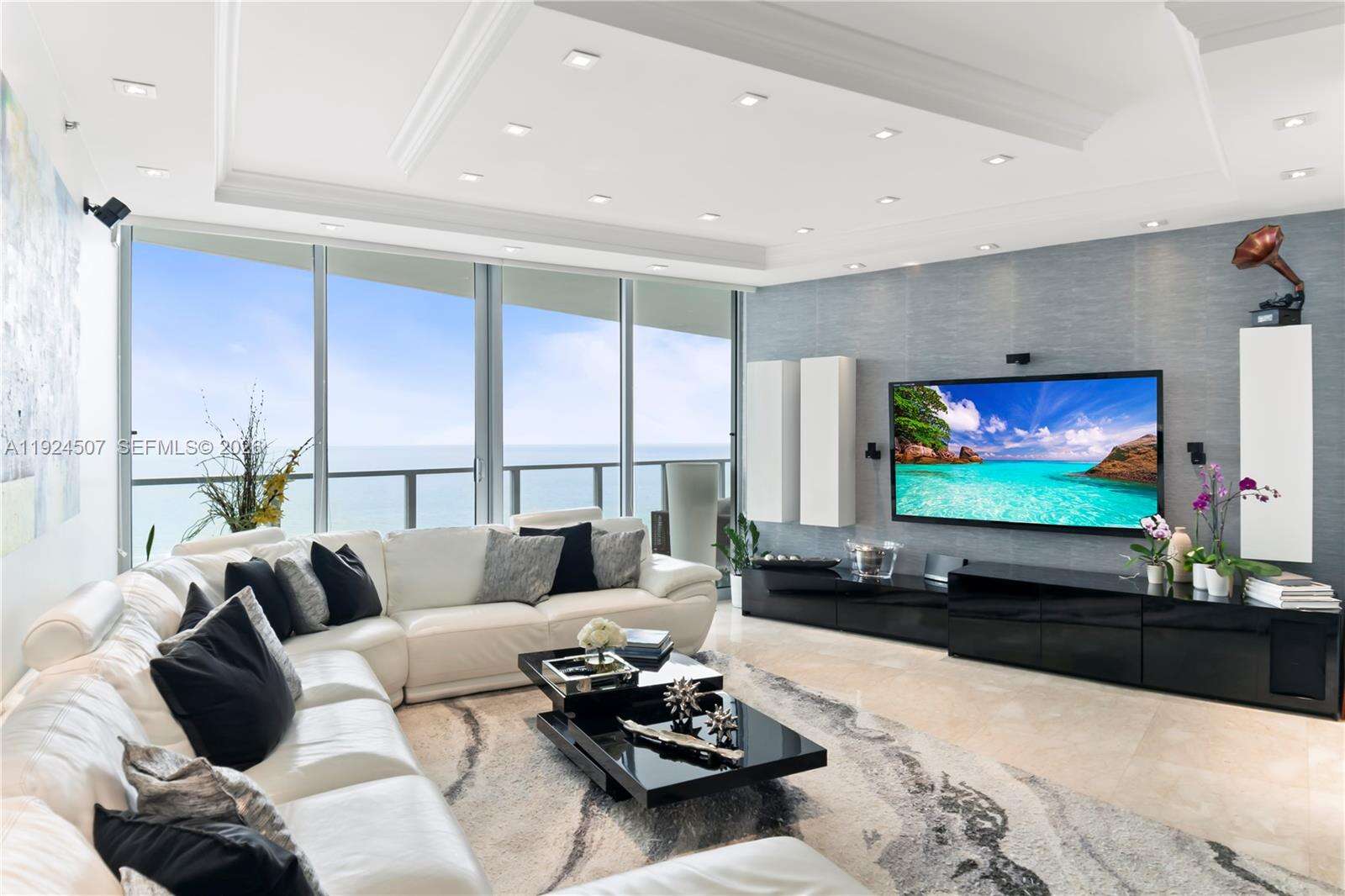 Ocean Palms at 3101 Ocean Dr, Hollywood, FL 33019 - For Rent photo 1