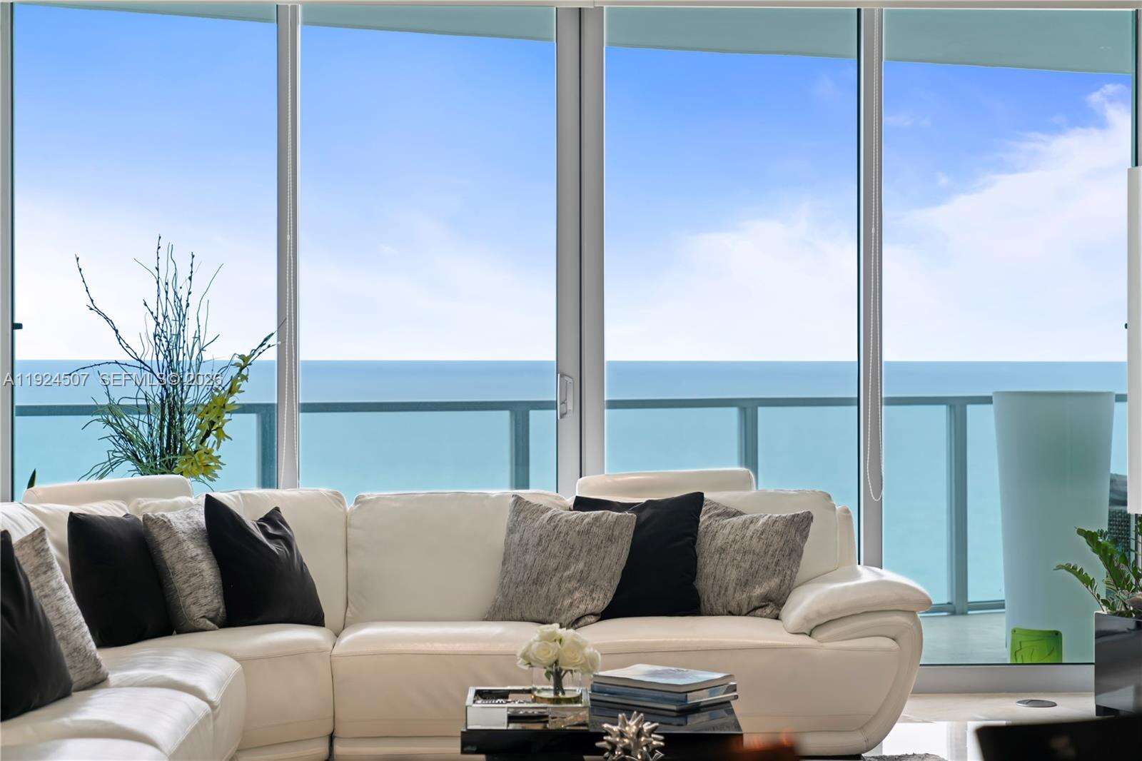 Ocean Palms at 3101 Ocean Dr, Hollywood, FL 33019 - For Rent photo 2
